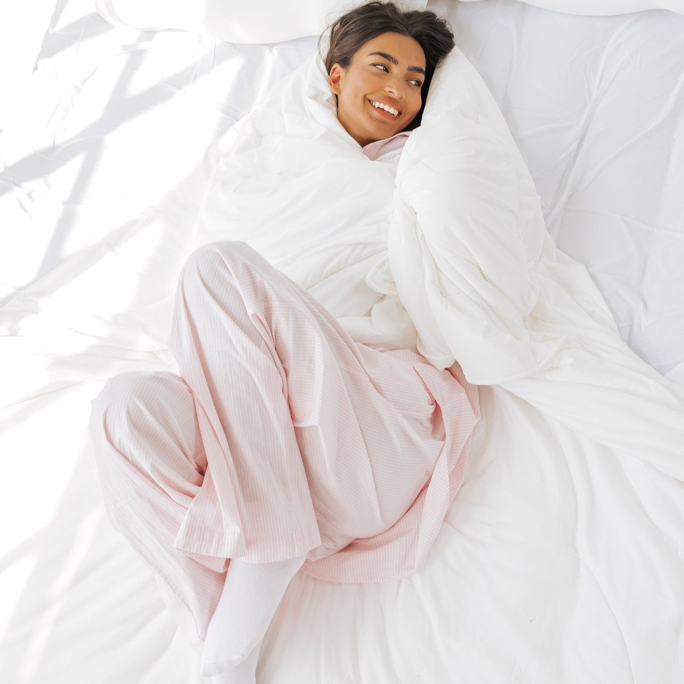 11 Best Temperature Regulating Comforter for Hot Sleepers in 2025 : How to Stay Cool and Comfortable All Night